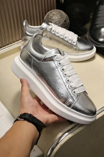 Picture of Alexander McQueen Shoes Men _SKUfw100893924fw